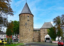 Wasemer Turm (im 16. und 17. Jahrhundert als Gefngnis genutzt) mit Neutor in Rheinbach - 18.08.2020