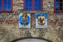 Flensburg - Wappen vom d�nischen K�nig Christian IV und Wappen von Flensburg an der Nordseite des Nordertors. Aufnahme: 11. Juli 2020.