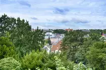 Aussicht von der Sankt-J�rgen-Treppe im Stadtteil J�rgensby auf die Innenstadt von Flensburg. Aufnahme: 31. Juli 2020.