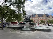 Blick auf den Angerbrunnen in der Altstadt von Erfurt am 26. August 2020.