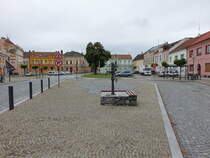 Uhersky Ostroh / Ungarisch Ostrau, Gebude am Hauptplatz Namesti St. Ondreje (04.08.2020)