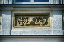 Detailaufnahme von einem Haus aus der deutschen Grnderzeit in der Ulica Staromiejska (bis 1945 Stolper Strae) in Lębork (Lauenburg in Pommern). Aufnahme: 19. August 2020.