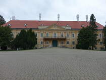 Malacky / Malatzka, Palffy Schloss, erbaut 1624, klassizistisch umgestaltet 1808 (05.08.2020)