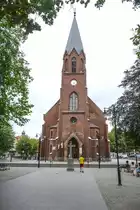 Ustka (Hinterpommern) - Die Stolpm�nder Pfarkirche von 1888. Aufnahme: 21. August 2020.