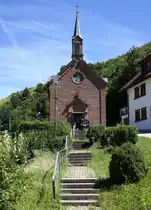 Mambach i.W., die Antoniuskapelle, auch Dorfkirche von Mambach genannt, erbaut in der zweiten H�lfte des 19.Jahrhunderts, Juli 2020