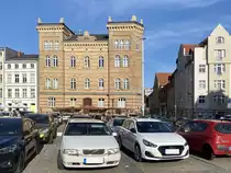 Hansestadt Stralsund am 21. September 2020, am kleinen Markt das ehemalge Militär Hospital.