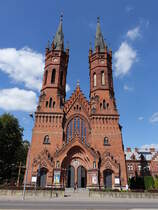 Tarnow, Pfarrkirche der Hl. Familie, neugotische Basilika, erbaut von 1904 bis 1906 durch den Architekten Jan Sas-Zubrzycki (03.09.2020)