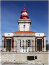 Der Leuchtturm am Cabo da Roca, dem westlichsten Punkt des europischen Festlandes, wurde 1772 in Betrieb genommen. Seine Laterne befindet sich 165 m ber dem Meer. Er sendet sein Licht 48 km hinaus. 11.05.2015