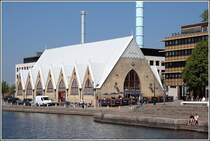 Die Feskekrka am Rosenlundskanalen beherbergt den grten berdachten Fischmarkt Gteborgs. 10.05.2008