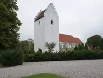 Gjesing, romanische evangelische Kirche aus Granitstein (21.09.2020)