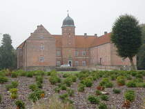 Norager, Schloss Norlund, dreiflgeliger Renaissanceschlo, erbaut von 1581 bis 1597 fr den Statthalter von Norwegen Ludvig Munk (22.09.2020)