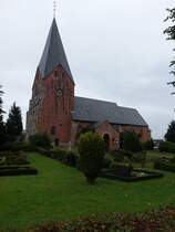 Bel, sptromanische ev. St. Ursula Kirche, Backsteinkirche, erbaut um 1230 (25.09.2020)