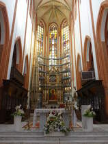 Breslau / Wroclaw, barocker Hochaltar von 1653 in der St. Elisabeth Kirche (03.10.2020)