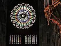 Stra�burger M�nster, die Buntglasrosette an der Westfront - 08.05.2017