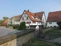 Ostdorf, Fachwerkhaus Ecke Dorfstra�e und Pfrund�ckergasse (19.08.2018)