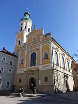 Regensburg, Pfarrkirche St. Theresia, neubarock erbaut von 1899 bis 1900 durch den Architekten Philipp Krmer (28.02.2021)