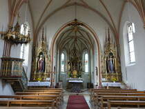 Egglfing, neugotische Altre und Kanzel in der St. Michael Kirche (20.10.2018)