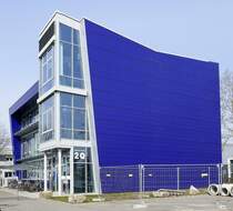 Freiburg, zur Uniklinik gehrendes Laborgebude, Mrz 2021