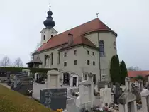 Thundorf, kath. Pfarrkirche St. Martin, erbaut 1921, Kirchturm mit Zwiebelhaube (10.11.2018)