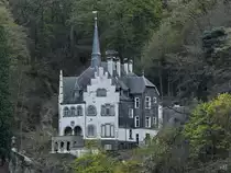 Eine alte Villa bei Remagen, so gesehen Anfang April 2021.