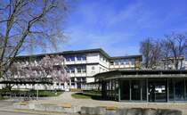 Freiburg-Herdern, rechts im Vordergrund der Uni-Hrsaal fr Anatomie, links dahinter das Gebude der Uni-FRIAS, Mrz 2021