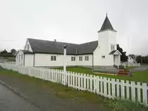 Skibotn, evangelische Kirche, kreuzf�rmige Kirche aus dem Jahr 1895 mit 710 Pl�tzen (02.07.2013)