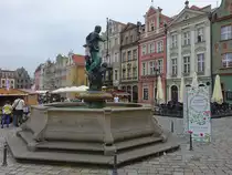 Poznan / Posen, Fontana Marsa und Giebelh�user am Rynek Platz (12.06.2021)