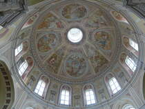 Trzemeszno / Tremessen, Blick in die Vierungskuppel der Stiftskirche St. Michael (12.06.2021)