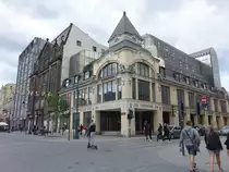 Lodz, H�user Ecke Ludwika Zamenhofa und Piotrkowska Stra�e (13.06.2021)