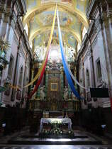 Studzianna-Poswietne, Hochaltar im Chor der St. Philippus Kirche (14.06.2021)