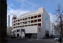 St Jakob Foundation in Zrich -

Ansicht des Gebudes von der Heinrichstrasse. Geplant von Caruso St John Architects (London), fertig 2018.

12.03.2019 (M)