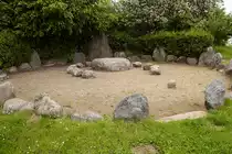 Rekonstruktion von 2003 eines Thingplatzes in Gulde bei Stolteb�ll, Schleswig-Holstein. Aufnahme: 7. Juni 2021.