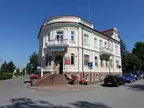 Klimontow, Rathausgeb�ude am Plac Jana Pawla II. (18.06.2021)