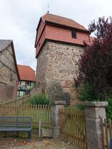 Berge, evangelische Wehrkirche, romanischer Kirchturm, gotisches Kirchenschiff (31.08.2021)
