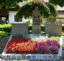 Unterentersbach, Denkmal f�r die Opfer der beiden Weltkriege, Juli 2021