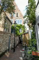 B�cker Gang, Engelsgrube 43, L�beck. Der Gang ist wie die meisten anderen L�becker G�nge und H�fe �ffentlich zug�nglich. Aufnahme: 21. August 2021.