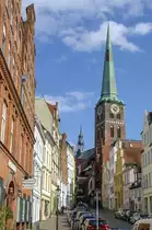 Altstadt L�beck - Engelsgrube mit St.-Jakobi-Kirche. Aufnahme: 22. August 2022.