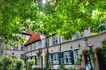 Hansestadt L�beck - F�chtingshof in der Glockengie�erstra�e in unmittelbarer N�he der Katharinenkirche. Aufnahme: 21. August 2021.