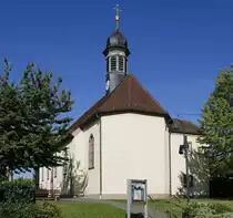 Waltersweier, Blick von Osten auf die Kirche St.Johann-Nepomuk, Sept.2021
