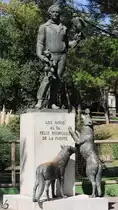 Ein Denkmal f�r den spanischen Naturforscher und Rundfunksprecher Dr. F�lix Samuel Rodr�guez de la Fuente, so gesehen Mitte Dezember 2010 im Zoo Madrid.