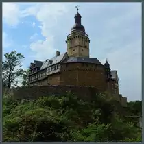 Die Burg Falkenstein trohnt auf einem Bergsporn �ber der Selke. Sie wurde im 12. Jahrhundert errichtet und geh�rt zu den am besten erhaltenen Burgen des Harzes. (13.07.2021)