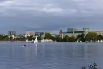 Blick �ber die Au�enalster in Hamburg am 13.09.2021. 