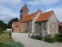 Over Dr�by, evangelische Dorfkirche mit Gem�lden der Isefjord-Meisterwerkstatt (20.07.2021)