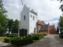 Uggel�se, romanische evangelische Kirche, erbaut um 1150 (20.07.2021)