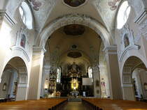 Strzelce Opolskie / Gro Strehlitz, neubarocker Innenraum mit Hochaltar von 1712 in der St. Laurentius Kirche (13.09.2021)