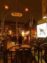 Der Eingang zur M�tro, Station St-Michel. 
M�rz 2007