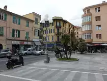 Ventimiglia, H�user in der Via Cavour (03.10.2021)