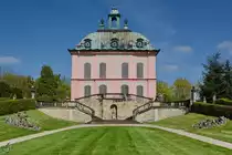 Das  im Stil des Rokoko errichtete Fasanenschlsschen in Moritzburg wurde zwischen 1769 und 1782 erbaut. (April 2014)