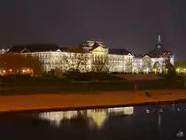Das Geb�ude des s�chsischen Staatsministeriums der Finanzen wurde von 1890 bis 1896 im Stil der Neorenaissance erbaut. (Dresden, April 2014)