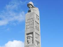 An der Spitze der Pointe Saint-Mathieu in der Gemeinde Plougonvelin steht ein Mahnmal von 1927 als Erinnerung an die fr Frankreich im 1. Weltkrieg verstorbenen Seeleute. 01.10.2016